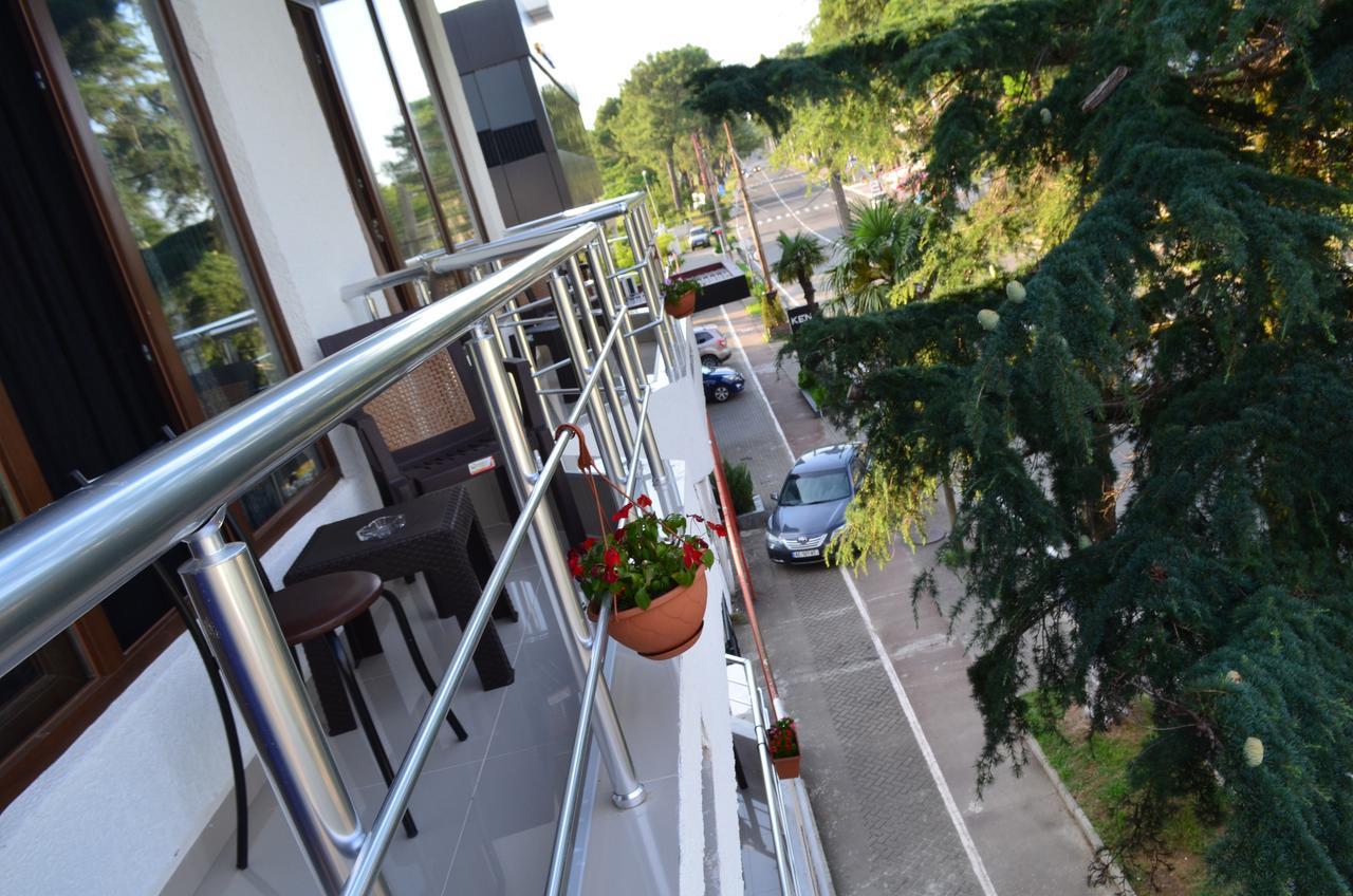 Hotel Balu Kobuleti Exterior foto