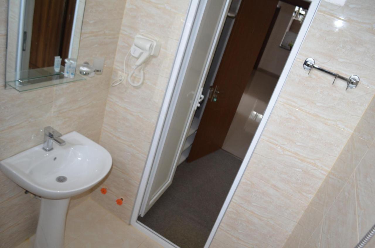 Hotel Balu Kobuleti Exterior foto